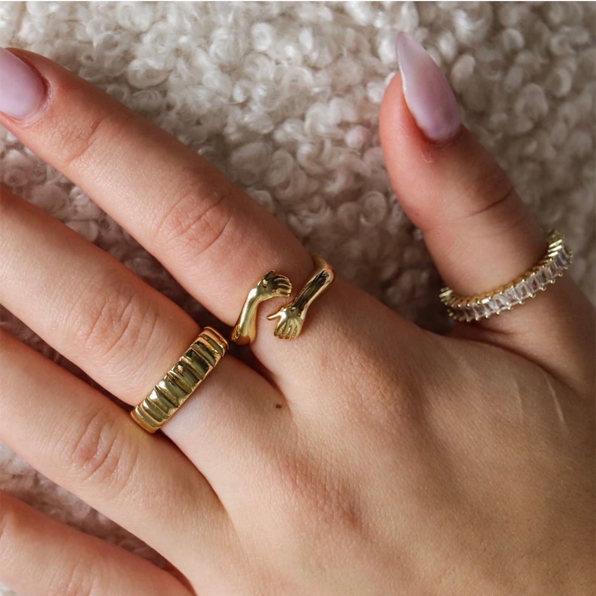 Anillo abrazo
