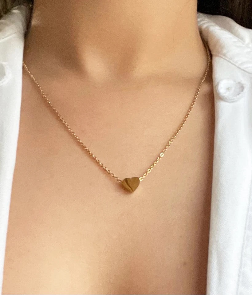 Collar corazón con Inicial oro