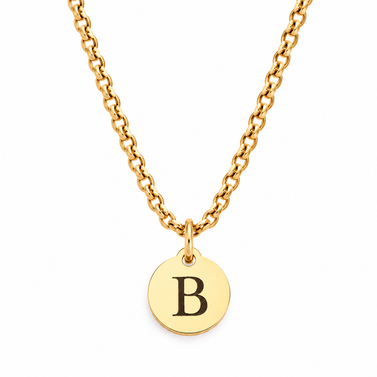 Collar con inicial circular Dorado