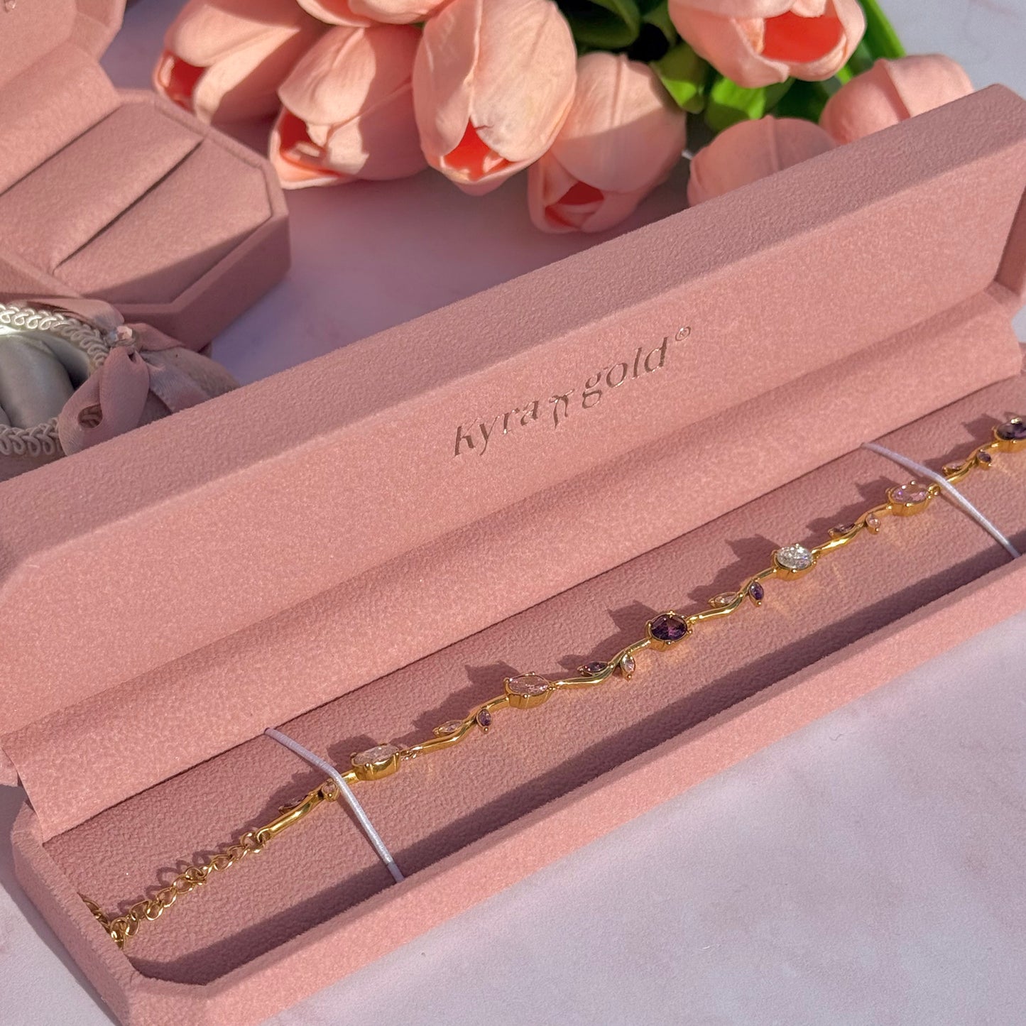 Brazalete tulipán con estuche