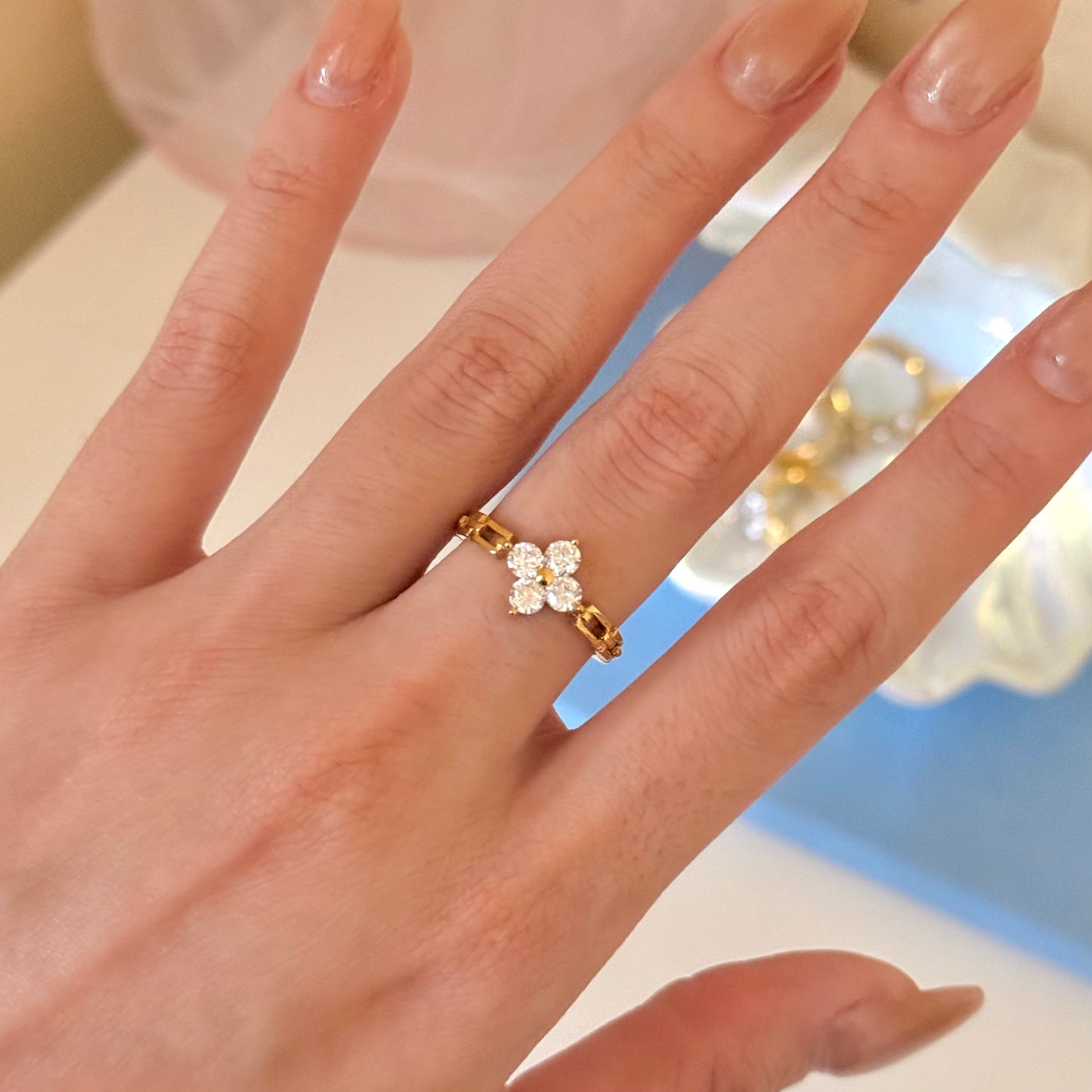 Anillo Clover
