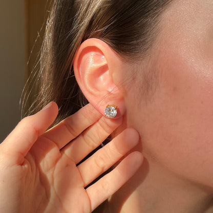 Aretes Solitaire