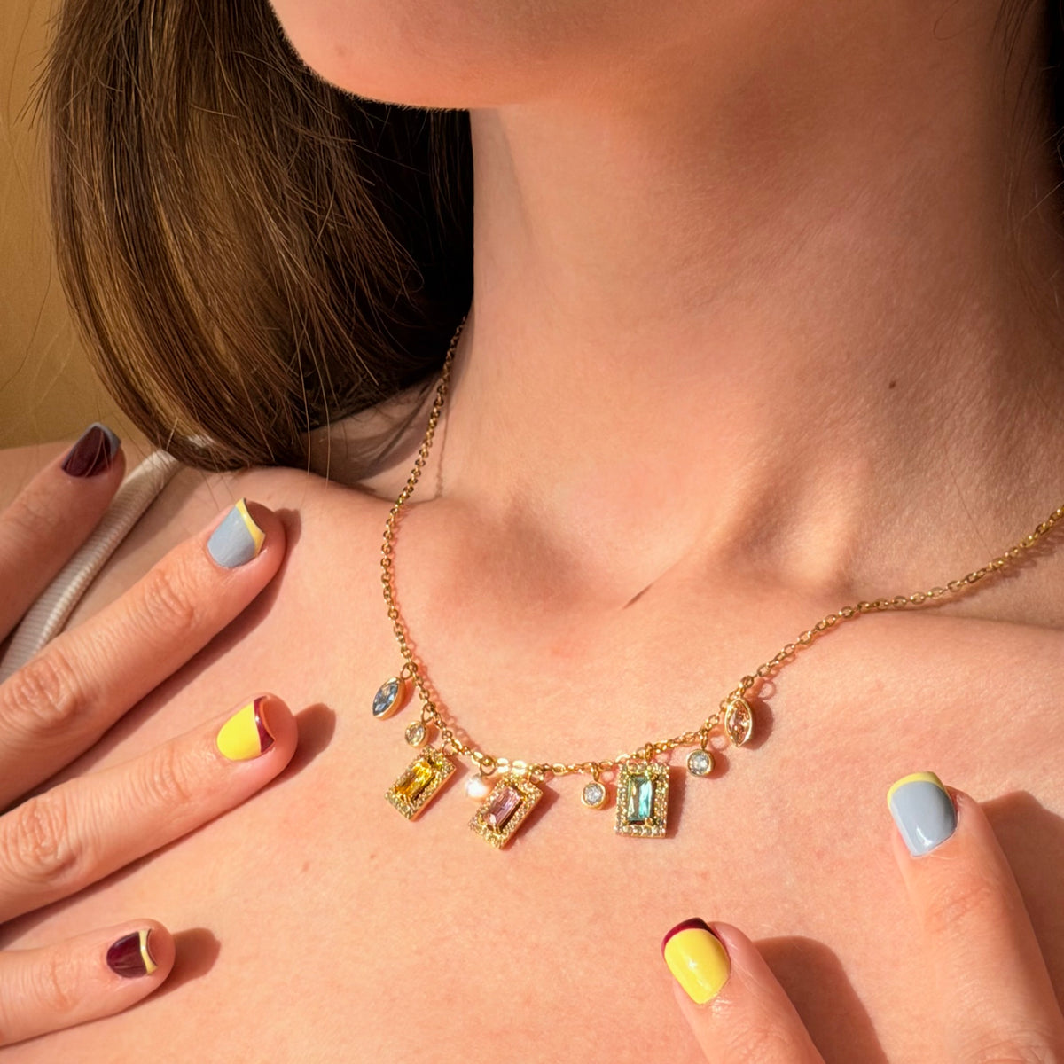 Collar Rainbow Charms Gold